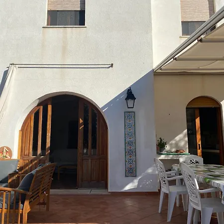 بيت للعطل La Lampara Sul Mare Torrenova (Sicily)